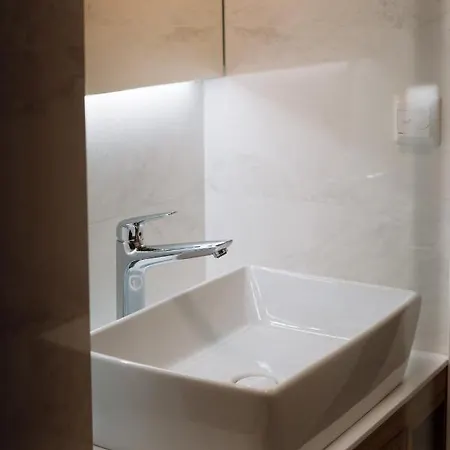 Lena Luxury Ii زادار